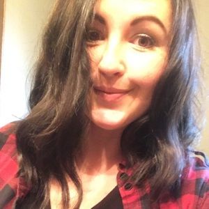 Meet your Posher, Janelle